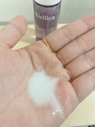 웰리카_V CARE 웰리카 락토 리프레싱 이너클렌저 50ml — 5점을 준 리뷰어가 2021년 3월 올린 사용 사진