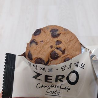 ZERO (초콜릿 칩 쿠키, 카카오 케이크, 후르츠 젤리, 아이스 콜라, 아이스 초코바) — 4점을 준 리뷰어가 2022년 6월 올린 사용 사진