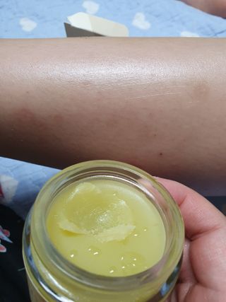 올리브 오일 스킨케어 컴퍼니 [OOSC] 순한 베이비 퓨어 수딩밤 오리지널 60g — 5점을 준 리뷰어가 2021년 5월 올린 사용 사진