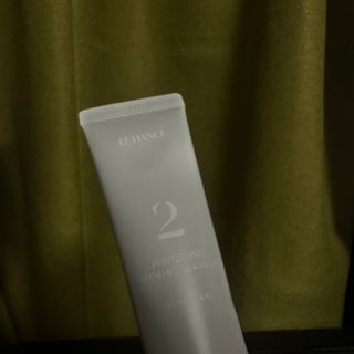 르핸스 퍼포밍 2 핸드&네일 비반트포렛/베티버포그 — 4점을 준 리뷰어가 2022년 12월 올린 사용 사진