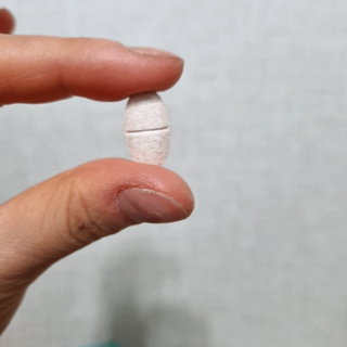 짱스마일 락토페린 프리미엄 정 1000ml x 60정 — 4.5점을 준 리뷰어가 2022년 12월 올린 사용 사진