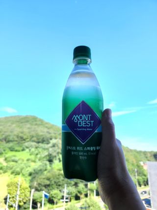 몽베스트 Montbest with Sparkling water Plain 20병 — 5점을 준 리뷰어가 2022년 8월 올린 사용 사진