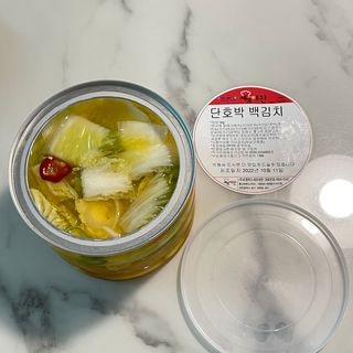 셰프애찬 단호박 백김치 1kg — 4점을 준 리뷰어가 2022년 10월 올린 사용 사진