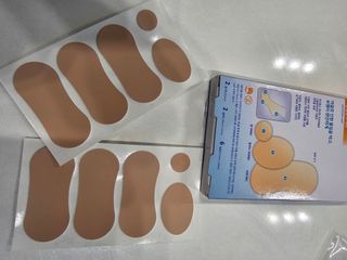 3M 넥스케어 물집방지쿠션테이프 1매 + 물집방지패드 10매 — 5점을 준 리뷰어가 2024년 4월 올린 사용 사진