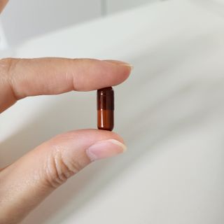 프리마인 홍삼의 강력한 에너지, 이제는 흡수율을 높인 최첨단 캡슐로 간편하게 초고속 충전하세요. — 5점을 준 리뷰어가 2022년 10월 올린 사용 사진