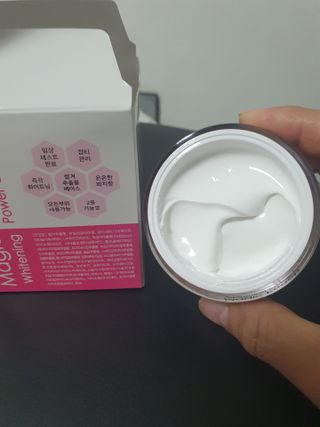 랑스레 매직피치 화이트닝 파워 화이트닝크림 — 5점을 준 리뷰어가 2021년 4월 올린 사용 사진