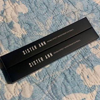 씨스터앤 더블이펙트 워터프루프 아이펜슬 11종 택 1 — 5점을 준 리뷰어가 2021년 12월 올린 사용 사진