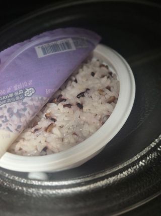 [구매평]양반 동원 양반 100밥 흑미밥, 130g, 12개 — 5점을 준 리뷰어가 2025년 4월 올린 사용 사진