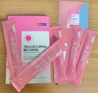 주식회사 얼굴반쪽 [얼굴반쪽 가르시니아 2,800mg] x 14포 1주 젤리 다이어트 보조제 체지방감소 — 5점을 준 리뷰어가 2021년 11월 올린 사용 사진