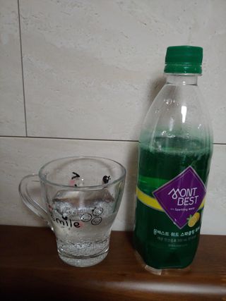 몽베스트 Montbest with Sparkling water Lemon OR Lime 20병(랜덤) — 5점을 준 리뷰어가 2022년 9월 올린 사용 사진