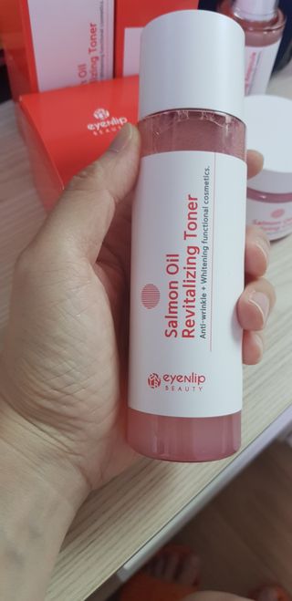 아이앤립 / EYENLIP 아이앤립 연어오일 리바이탈라이징 토너+앰플+크림 3종 세트 — 5점을 준 리뷰어가 2021년 4월 올린 사용 사진