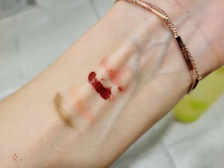 비알티씨 BRTC 안티폴루션 앤 블랙헤드 클렌징오일 300ml — 5점을 준 리뷰어가 2022년 12월 올린 사용 사진