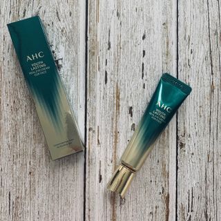 [NEW 탄력유턴 아이크림] AHC 유스 래스팅 리얼 아이크림 포 페이스 — 4점을 준 리뷰어가 2021년 3월 올린 사용 사진