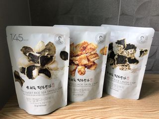 오희숙 전통부각 명인 찹쌀김부각, 찹쌀다시마부각, 황태껍질튀각 총 6봉 — 5점을 준 리뷰어가 2021년 6월 올린 사용 사진
