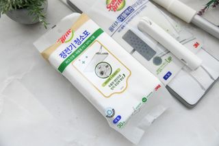 3M 스카치브라이트 재활용 PET 정전기청소포 대형 30매 (막대걸레 증정) — 5점을 준 리뷰어가 2023년 5월 올린 사용 사진