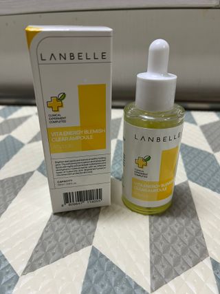 랑벨 비타 에너지 잡티 앰플 50ml 고농축 비타민, 저자극, 수분 촉촉, 미백 앰플 — 5점을 준 리뷰어가 2022년 4월 올린 사용 사진