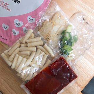 응큼떡볶이 — 5점을 준 리뷰어가 2021년 3월 올린 사용 사진