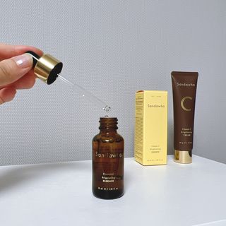 스킨큐어 산다화 비타민c 화이트닝 에센스 30ml — 5점을 준 리뷰어가 2023년 7월 올린 사용 사진