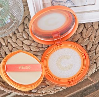 광동생활건강 MF[광동] 비타500✨주름개선·미백·SPF50+🌞퍼펙트쉴드 빅 선쿠션 본품 — 4점을 준 리뷰어가 2024년 5월 올린 사용 사진