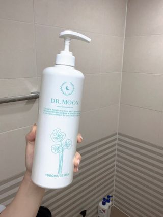 [닥터문] 센텔라 시카케어 화이트머스크 바디워시 1000ml — 5점을 준 리뷰어가 2023년 7월 올린 사용 사진