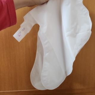 소담스퀘어 상암 [레스트업] 리얼 비타민 발 각질팩  Fast 30분 — 5점을 준 리뷰어가 2022년 12월 올린 사용 사진
