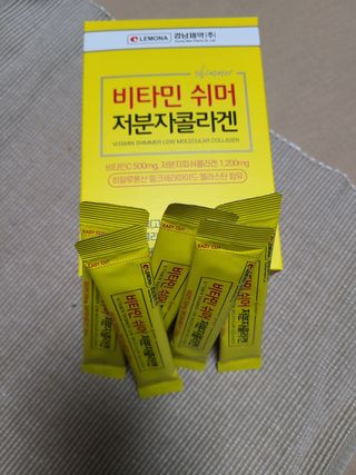 자연에온 경남제약 비타민 쉬머 저분자콜라겐 20g x 30포 — 5점을 준 리뷰어가 2021년 12월 올린 사용 사진