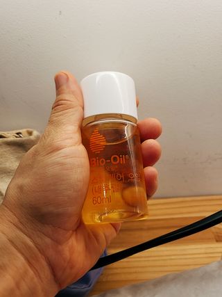 바이오오일 [바이오-오일] 스킨케어 오일 내추럴 60ml — 5점을 준 리뷰어가 2021년 11월 올린 사용 사진