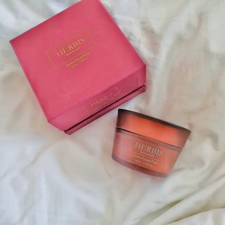 약손명가코스메틱 헤르비스 아로마 크림팩 50ml — 5점을 준 리뷰어가 2021년 4월 올린 사용 사진