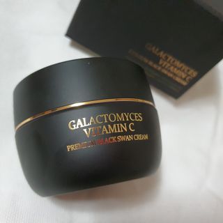 오투에니원 갈락토미세스 비타민 C 프리미엄 블랙스완 크림 50g — 5점을 준 리뷰어가 2022년 12월 올린 사용 사진
