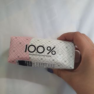 남홈 코코넛워터 주스 100퍼센트 — 5점을 준 리뷰어가 2021년 3월 올린 사용 사진