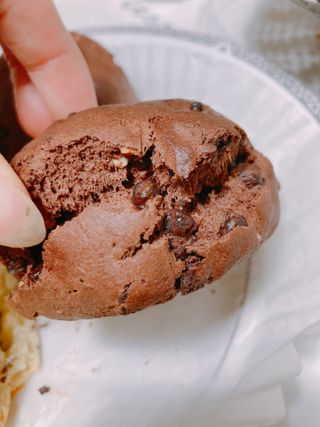 서브큐 스콘 냉동생지 3종 (크랜베리 스콘, 얼그레이 스콘, 초코헤이즐넛 스콘) — 2.5점을 준 리뷰어가 2023년 5월 올린 사용 사진