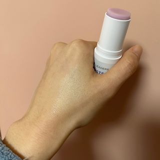 리더스코스메틱 리더스 퍼스트 샷 에센스 스틱 2종 — 5점을 준 리뷰어가 2022년 3월 올린 사용 사진