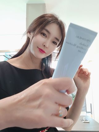 메디힐 바오밥 수딩 수분 크림 — 5점을 준 리뷰어가 2021년 7월 올린 사용 사진