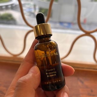 스킨큐어 산다화 비타민c 화이트닝 에센스 30ml — 5점을 준 리뷰어가 2023년 7월 올린 사용 사진