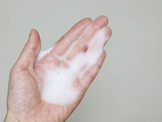 MF프리 [닥터문] 유산균 락토케어 질경초 여성청결제 200ml (폼타입) — 5점을 준 리뷰어가 2022년 7월 올린 사용 사진