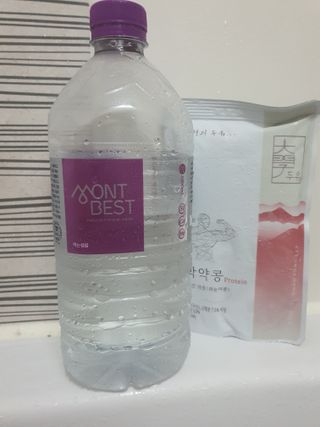 몽베스트 MONTBEST 1L 12입 — 4점을 준 리뷰어가 2022년 2월 올린 사용 사진