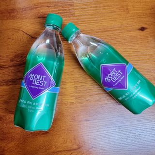 몽베스트 Montbest with Sparkling water Plain 20병 — 4점을 준 리뷰어가 2021년 11월 올린 사용 사진