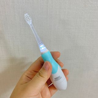 [오라덴스] 99.9 항균 칫솔모_키즈 진동칫솔 2,3단계 중 택 1 — 4.5점을 준 리뷰어가 2021년 7월 올린 사용 사진