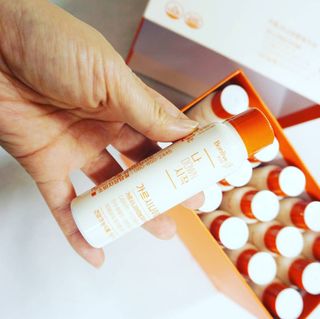12월 15일 출시, 건강기능식품 브랜드 본리브 나 다운 시작 제품 3종 — 5점을 준 리뷰어가 2021년 2월 올린 사용 사진