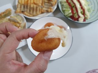 가치식탁 리얼쫀득치즈볼 — 5점을 준 리뷰어가 2021년 1월 올린 사용 사진
