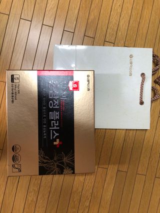 서울약사신협_투데이홍삼정플러스스틱_10g x 30포 — 5점을 준 리뷰어가 2021년 6월 올린 사용 사진