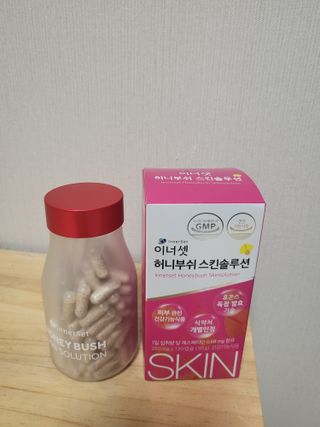 이너셋 허니부쉬 스킨솔루션 캡슐 1개월분 개별인정형 발효허니부쉬! — 5점을 준 리뷰어가 2023년 4월 올린 사용 사진