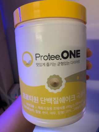 프로티원 단백질쉐이크 곡물맛 2주분 1통+보틀 — 5점을 준 리뷰어가 2021년 3월 올린 사용 사진
