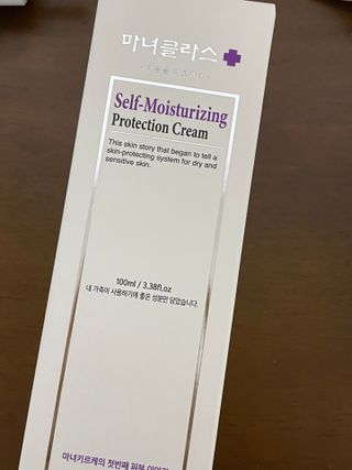 셀프 모이스처라이징 프로텍션 크림 셀프 모이스처라이징 프로텍션크림 — 4점을 준 리뷰어가 2022년 4월 올린 사용 사진