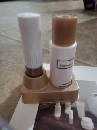 더사가오브수 [사가수] 효혜윤 보태니컬 에너지 에센스인로션 20ml /아이포올 스틱 3g — 5점을 준 리뷰어가 2023년 2월 올린 사용 사진