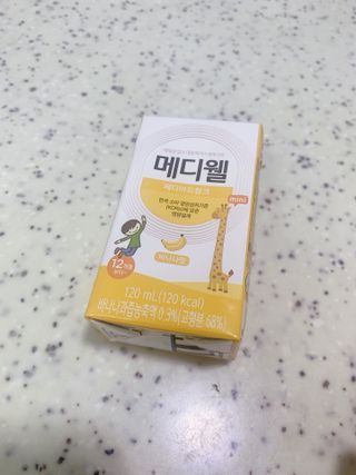 메디웰 페디아드링크 미니 바나나맛 — 5점을 준 리뷰어가 2022년 8월 올린 사용 사진