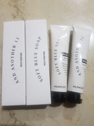 멈칫(MUMCHIT) 넥퍼퓸 NECKPERFUME 2가지 향 — 5점을 준 리뷰어가 2021년 11월 올린 사용 사진