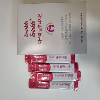 메디포스트 모비타 미쓰리 글루타치온 30포 — 5점을 준 리뷰어가 2022년 12월 올린 사용 사진