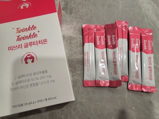 메디포스트 모비타 미쓰리 글루타치온 30포 — 5점을 준 리뷰어가 2023년 1월 올린 사용 사진
