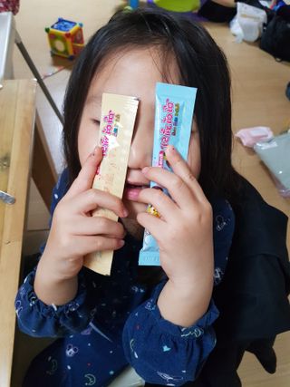 다나음 셀렌에 빠진 아연면역젤리 열대과일맛+사과맛 — 5점을 준 리뷰어가 2021년 3월 올린 사용 사진